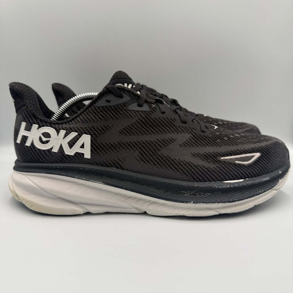 Hoka One One Clifton 9 Men's Size 12 2E Black White Running Shoes Wide 1132210